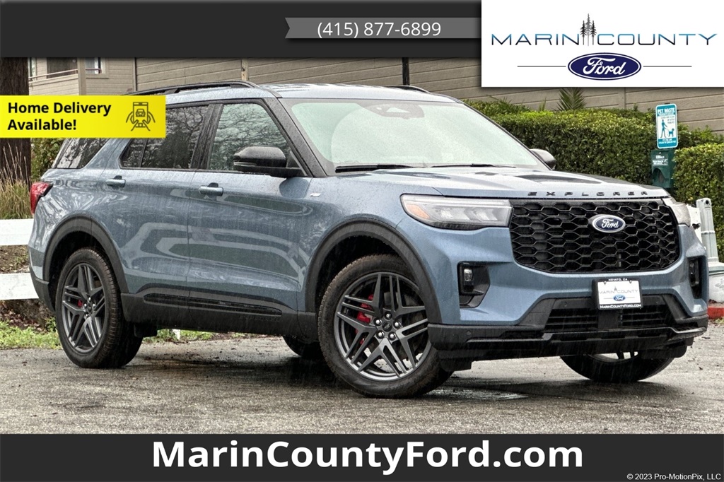 2026 Ford Explorer ST-LINE's photo
