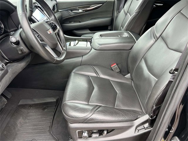 2016 Cadillac Escalade ESV Platinum photo 21