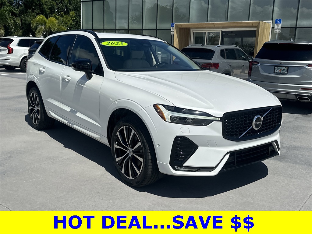 2023 Volvo XC60 B5 Plus photo 3