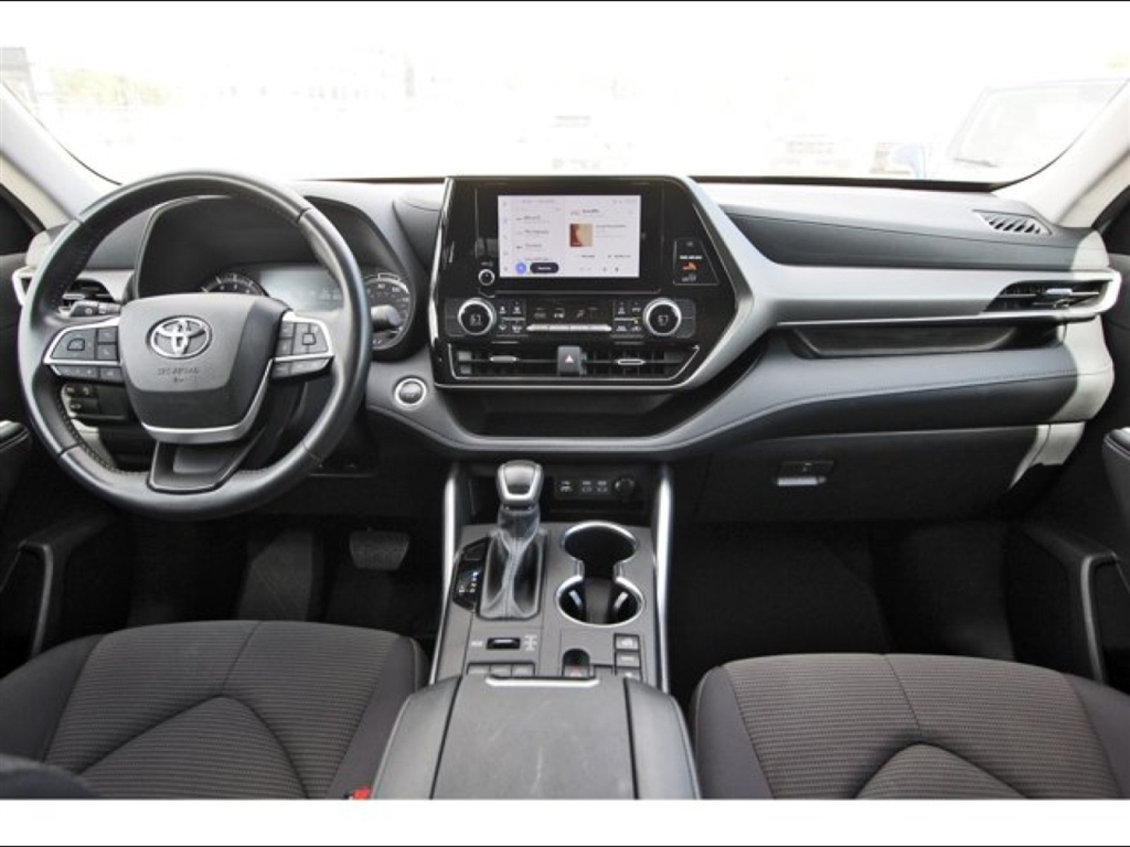 2024 Toyota Highlander LE Black at Robbins Nissan