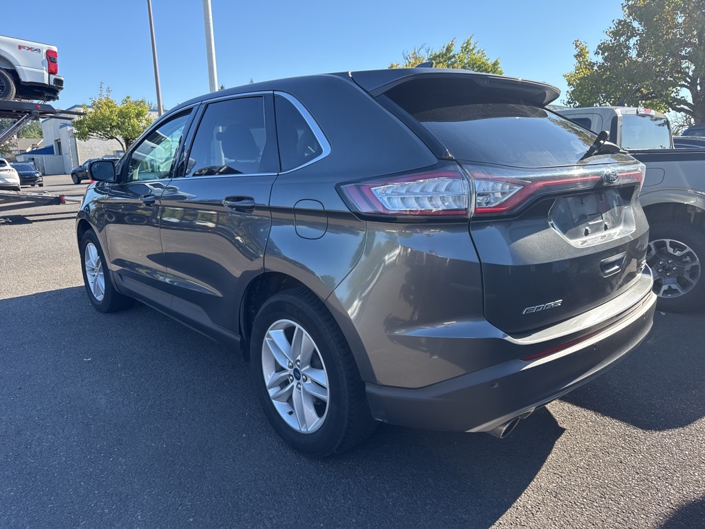 2018 Ford Edge SEL photo 2