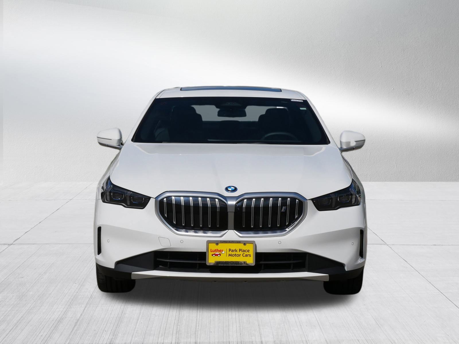 2024 Bmw i5 eDrive40 photo 2