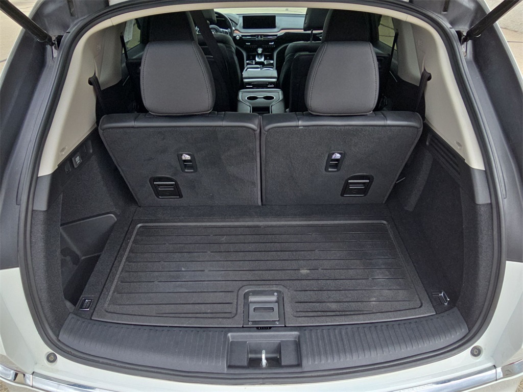 2022 Acura MDX SH-AWD photo 32