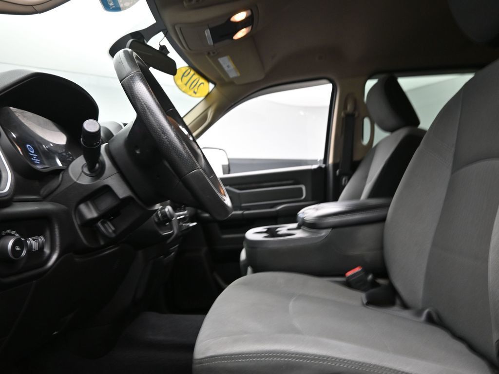 2019 Ram 2500 Big Horn photo 9