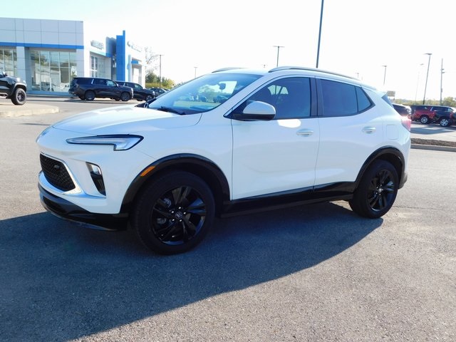 2024 Buick Encore GX Sport Touring photo 4