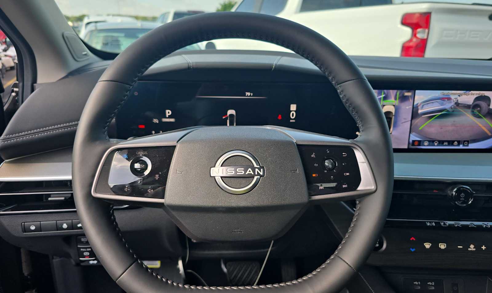 2025 Nissan Murano SL photo 9