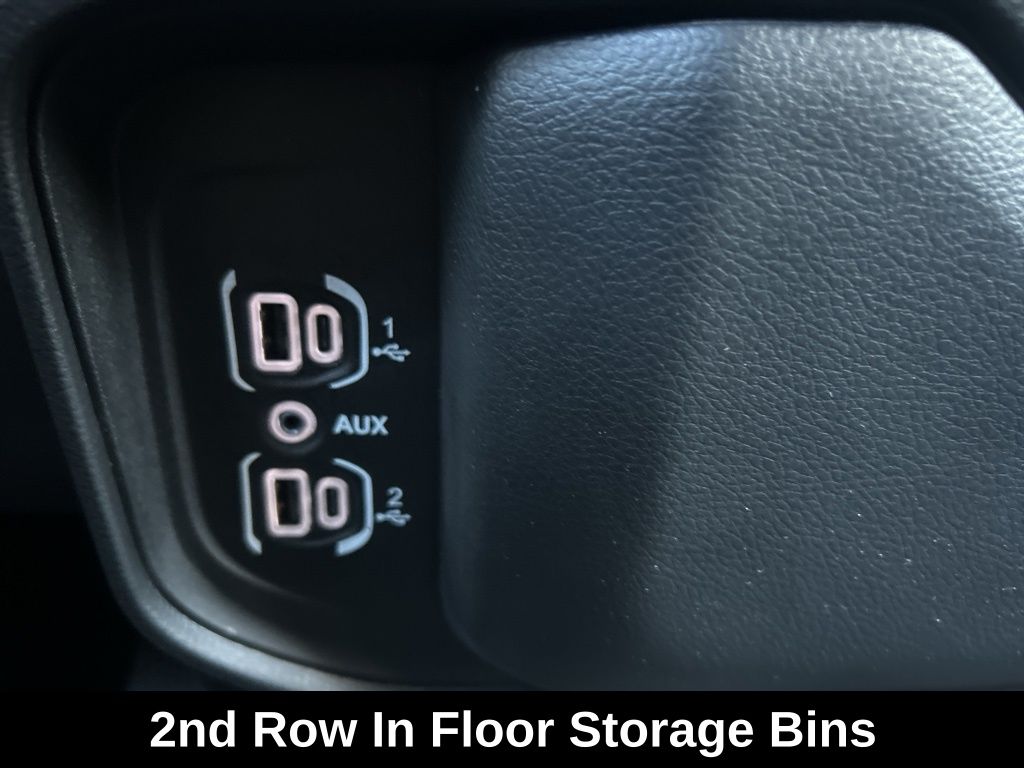 2025 Ram 1500 Tradesman photo 16