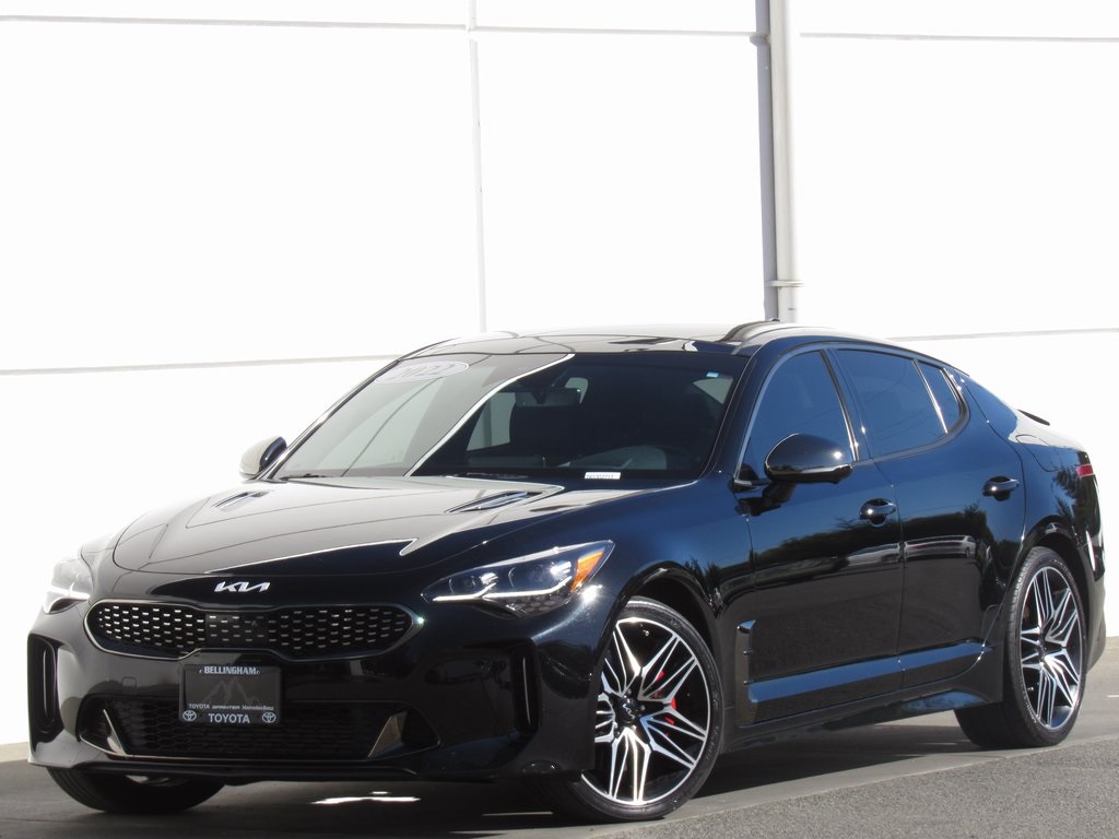 2022 Kia Stinger GT2's photo