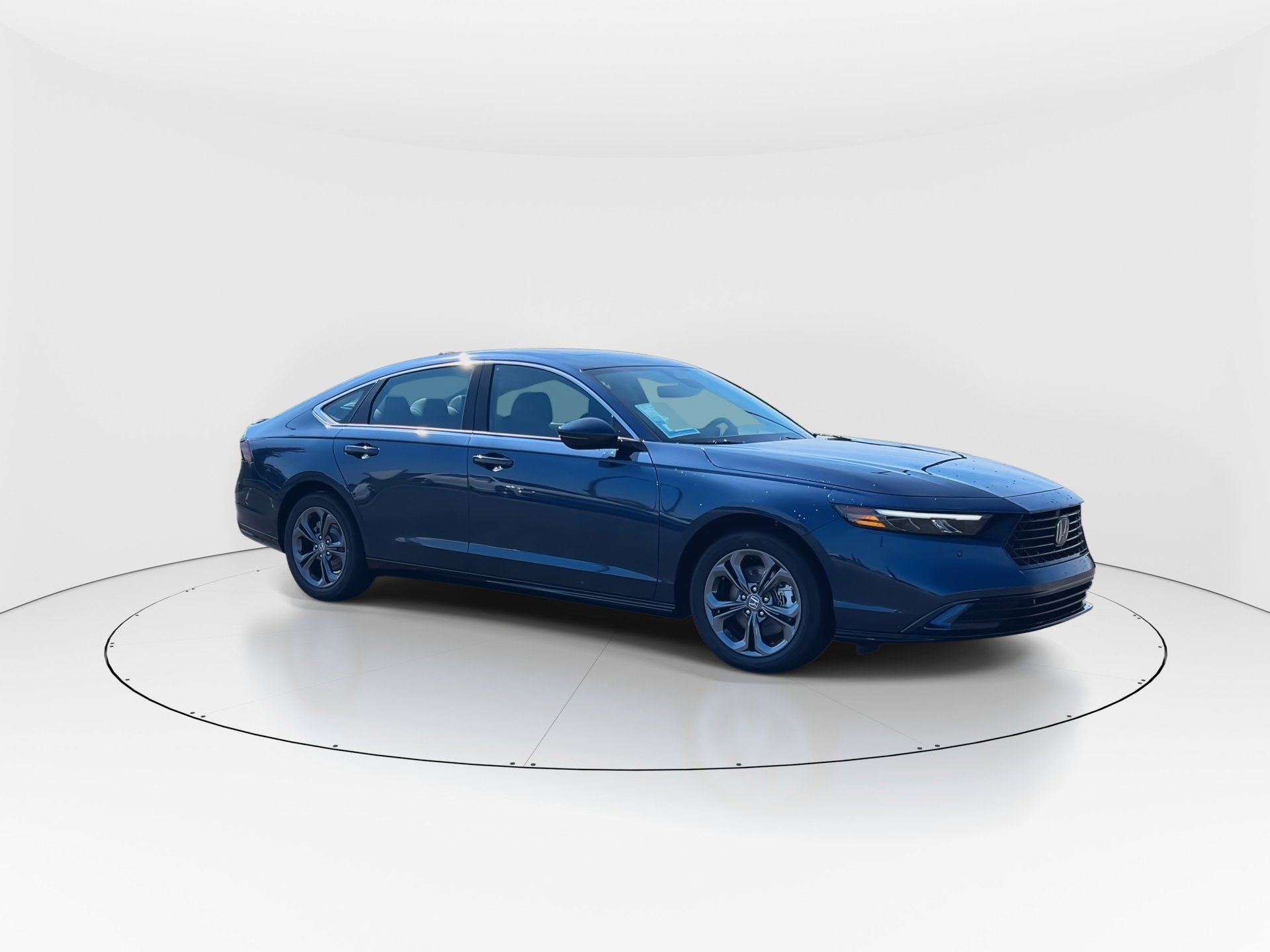 2025 Honda Accord Hybrid EX-L photo 2