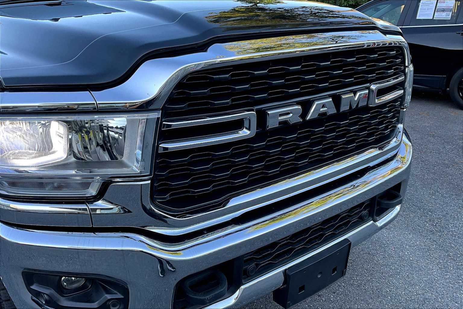 2022 Ram 3500 Big Horn photo 28
