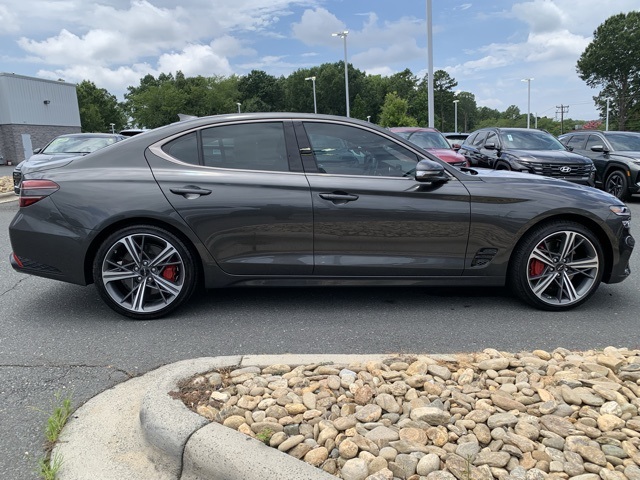2025 Genesis G70 2.5T photo 6