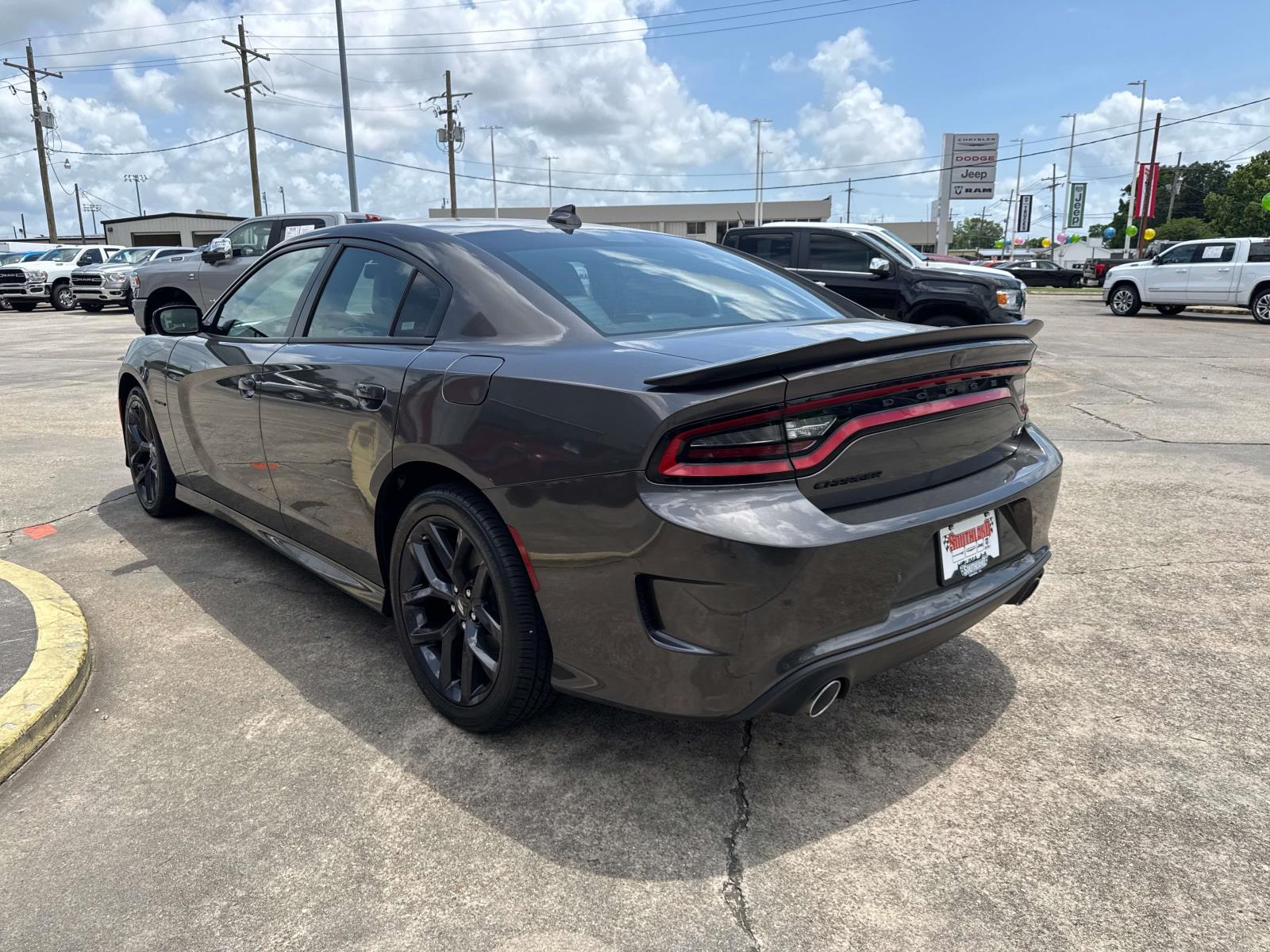 2022 Dodge Charger R/T photo 5