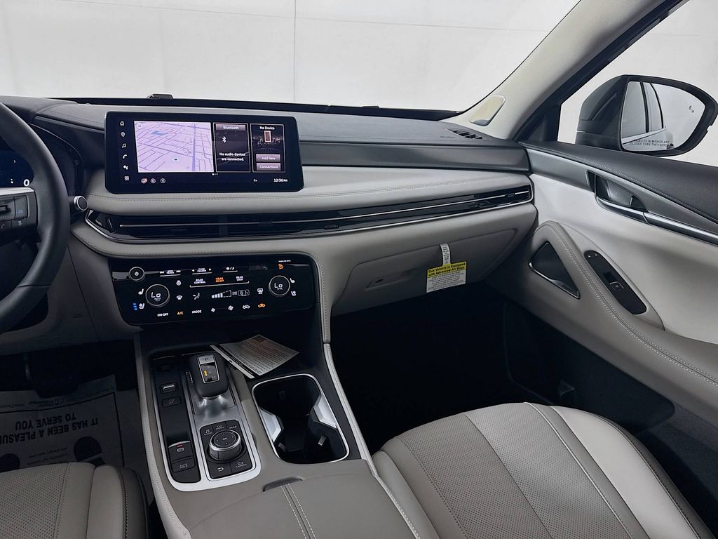 2026 Infiniti QX60 Luxe photo 27