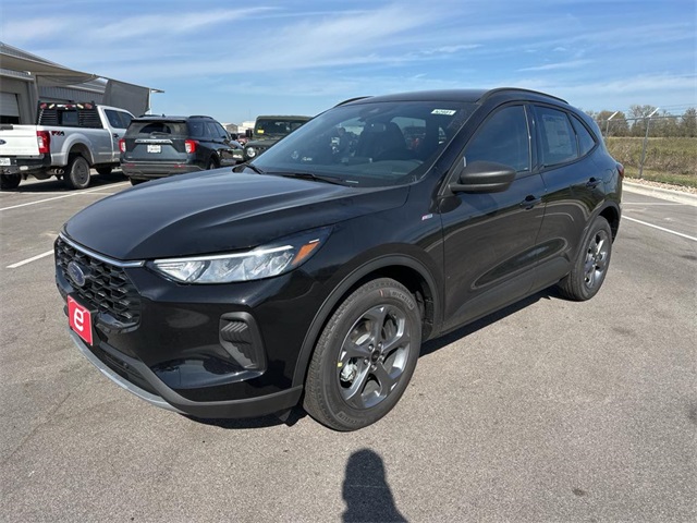 2025 Ford Escape ST-Line photo 3