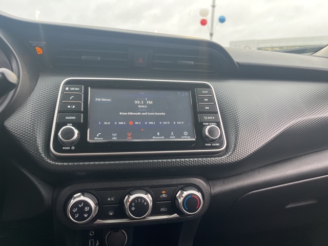 2021 Nissan Kicks S photo 14