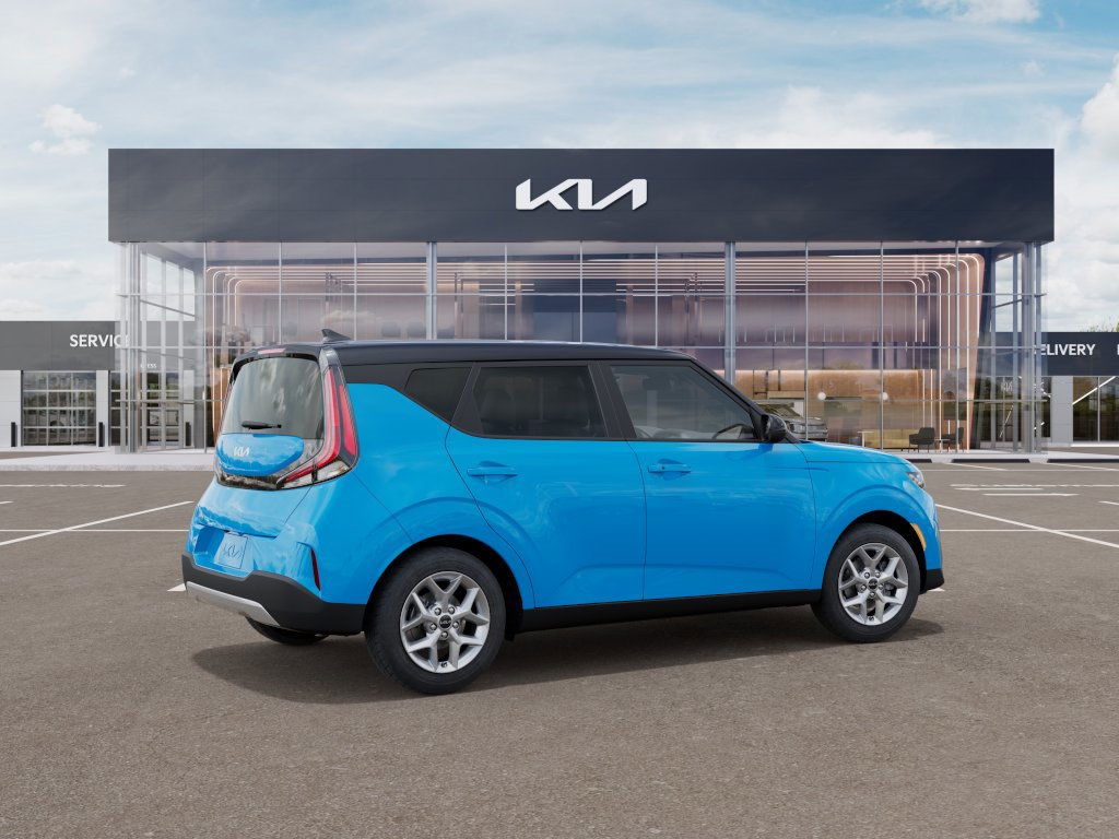 2025 Kia Soul S photo 6