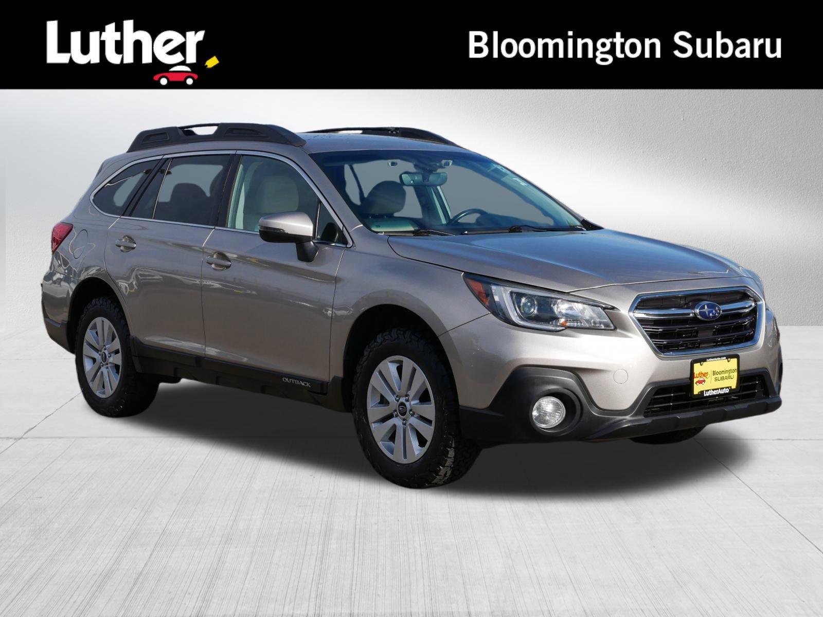 2019 Subaru Outback Premium's photo