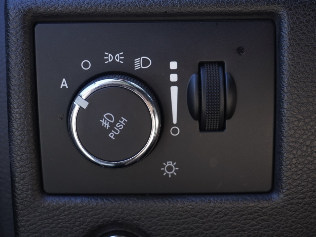 2021 Jeep Grand Cherokee Laredo E photo 11