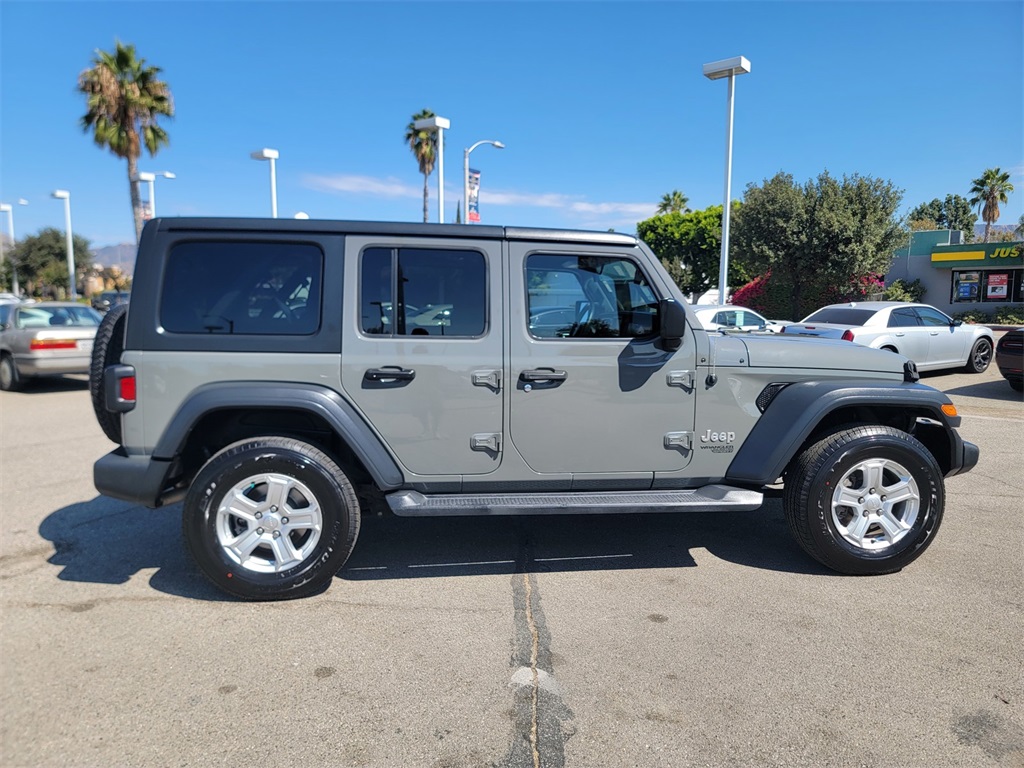 2018 Jeep Wrangler Unlimited Sport S photo 4