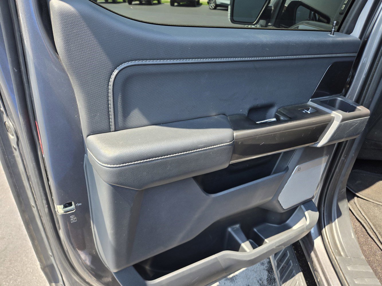 2022 Ford F-150 XLT photo 31