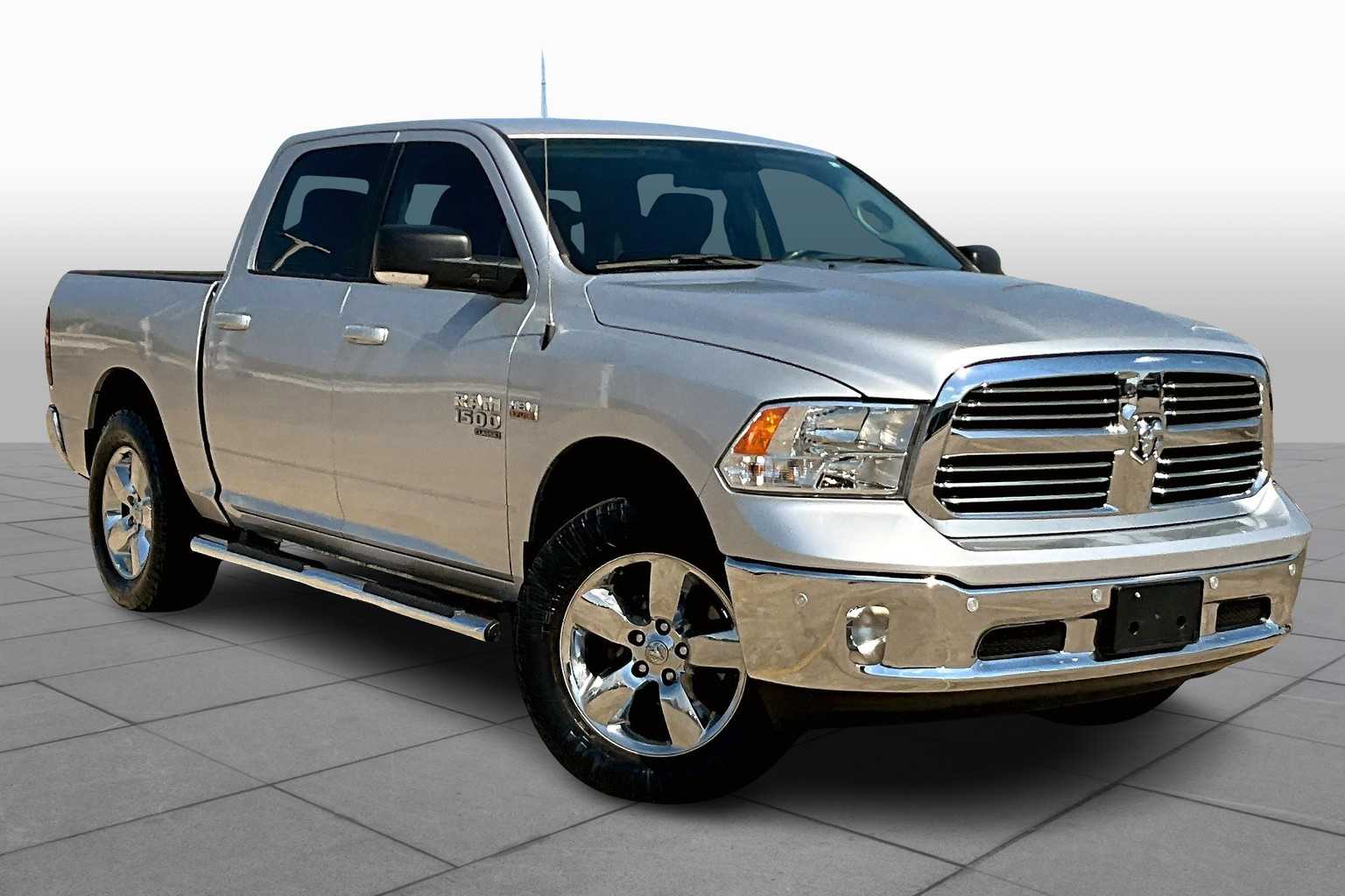 2019 Ram 1500 Classic Lone Star photo 2