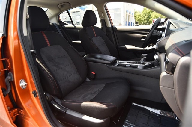 2024 Nissan Sentra SR photo 18
