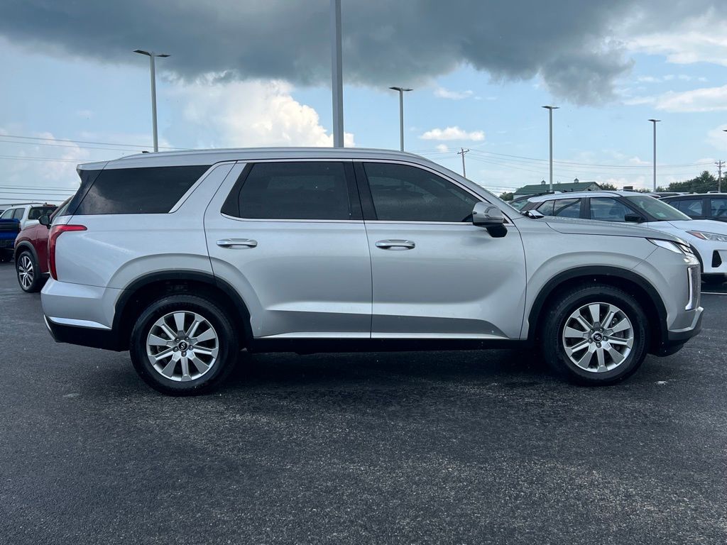 2024 Hyundai Palisade SEL photo 3