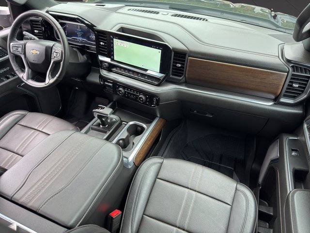 2024 Chevrolet Silverado 1500 High Country photo 19