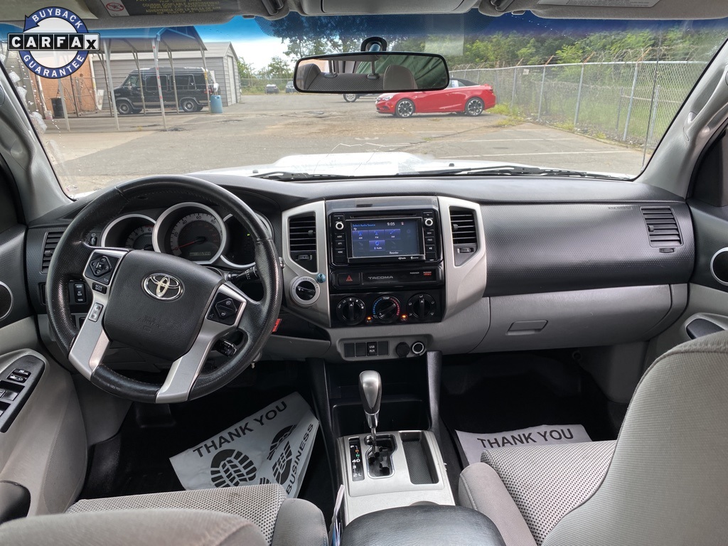 2015 Toyota Tacoma Base photo 17
