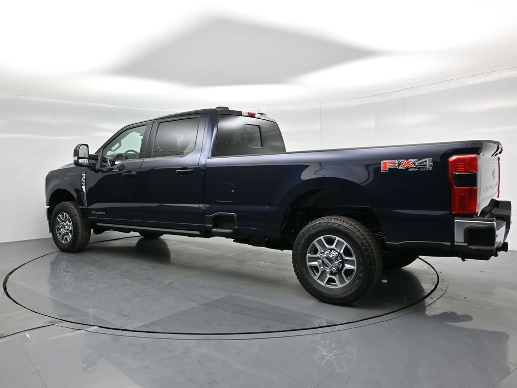 2025 Ford F-350 Super Duty Lariat