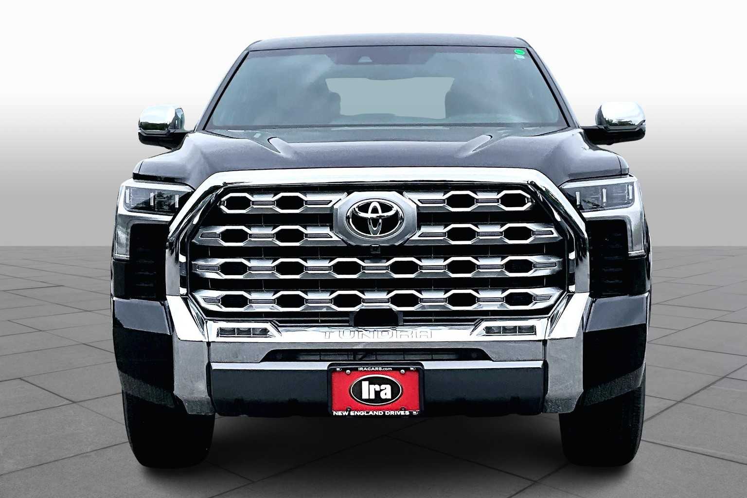 ら New 2025 Toyota Tundra 1794 Edition Hybrid CrewMax in