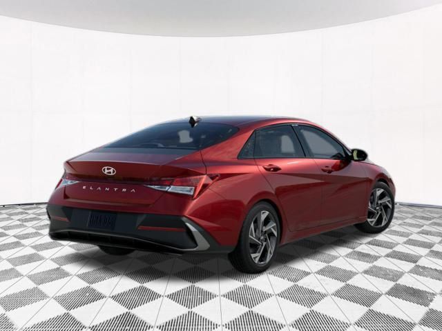 2025 Hyundai Elantra SEL Convenience photo 4