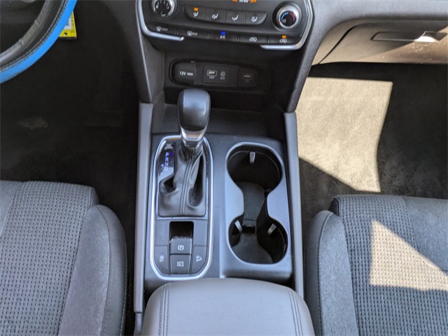2020 Hyundai Santa Fe SE photo 18