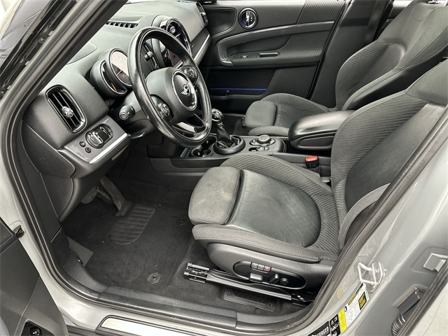 2018 Mini Cooper S ALL4 photo 3