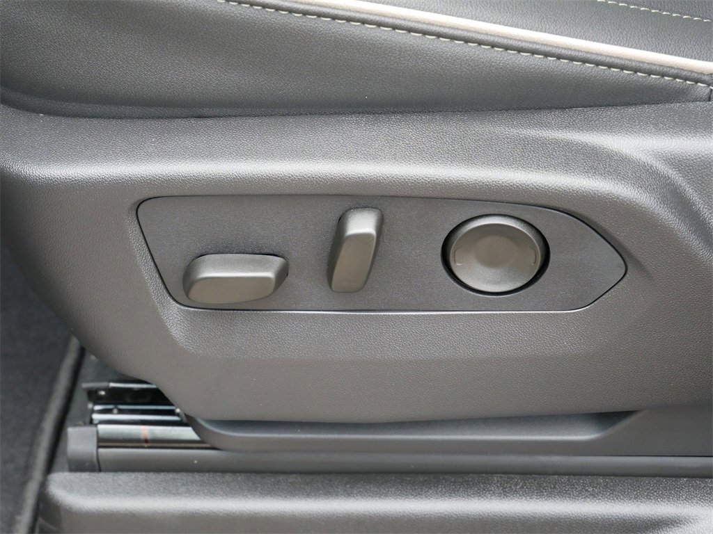 2025 Gmc Yukon XL photo 11