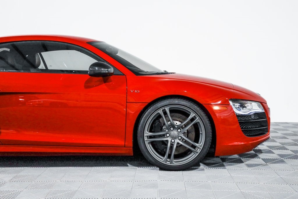 2012 Audi R8 Coupe photo 3