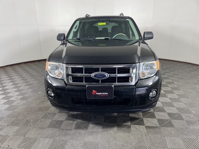 Used 2010 Ford Escape XLT with VIN 1FMCU9DG3AKA01058 for sale in Shakopee, Minnesota
