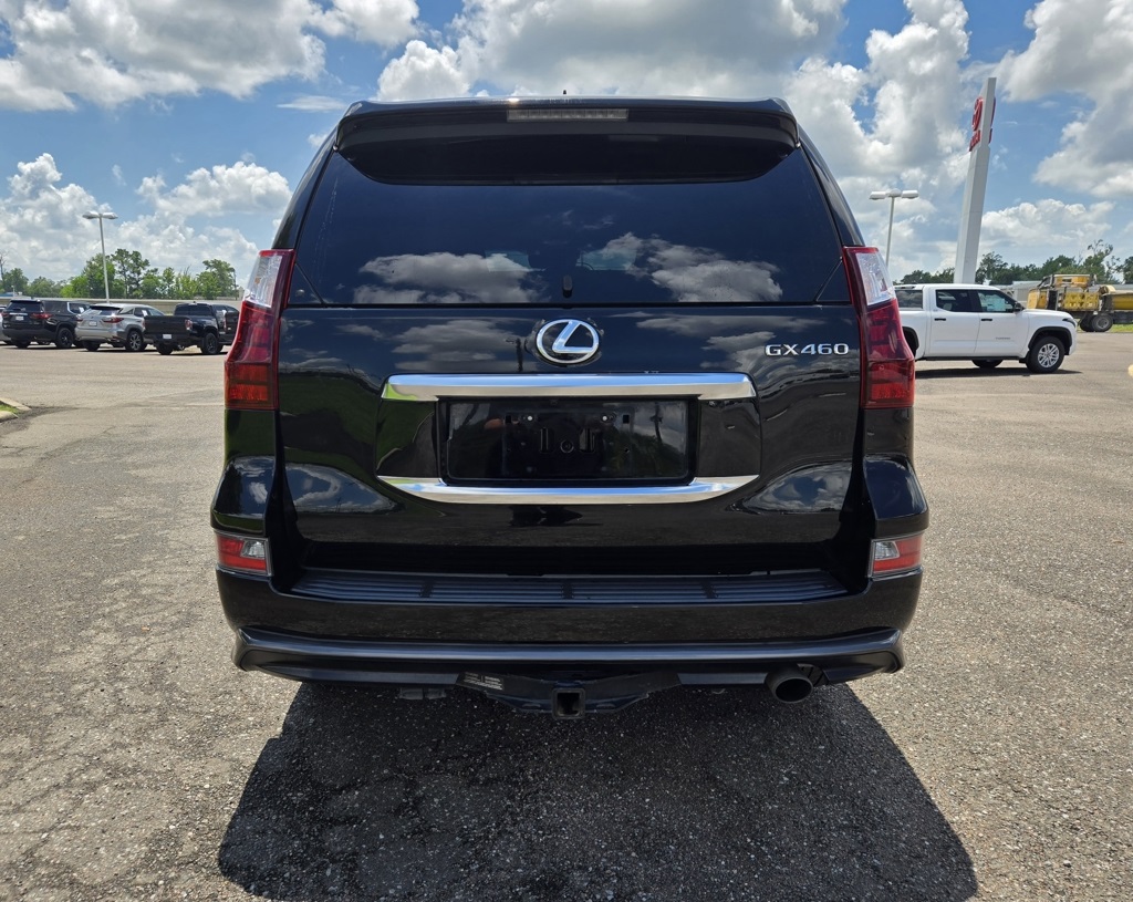 2021 Lexus GX 460 photo 3