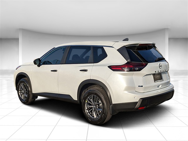 2025 Nissan Rogue S photo 3