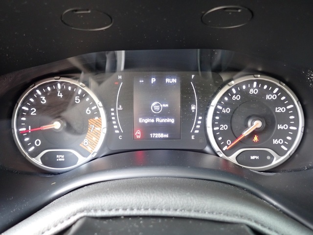 2023 Jeep Renegade Latitude Upland photo 22