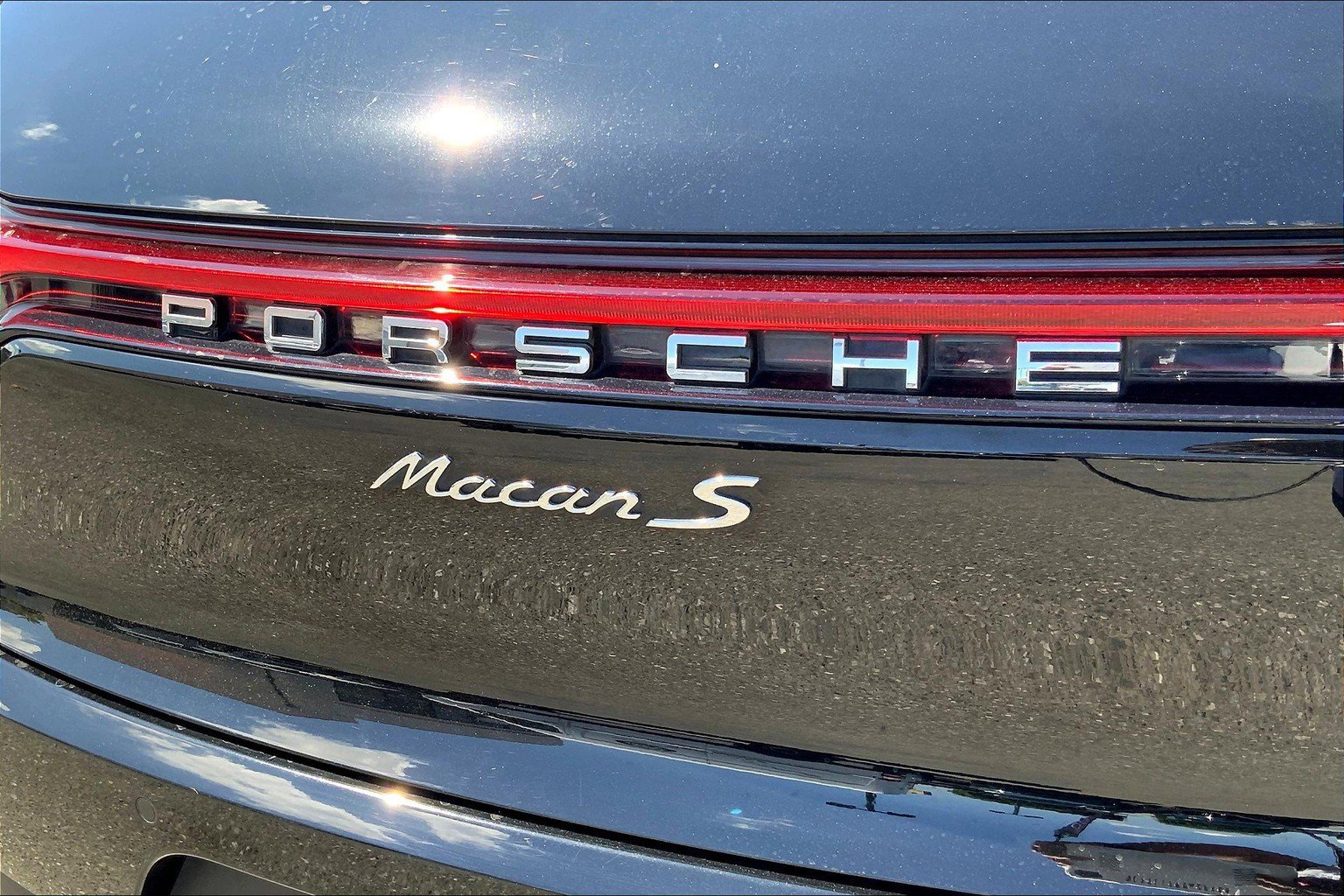 2021 Porsche Macan S photo 31