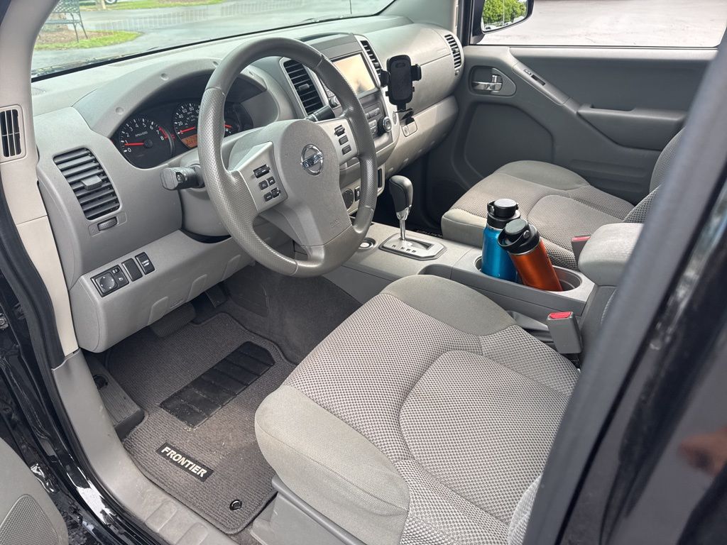 2021 Nissan Frontier SV photo 4
