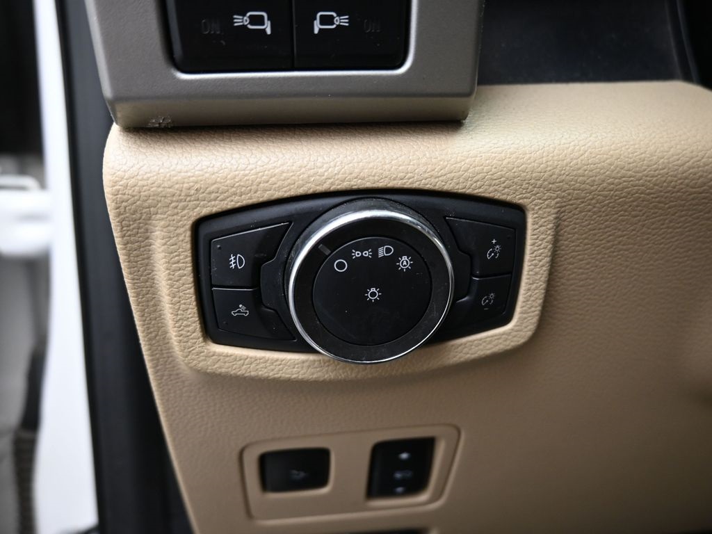 2020 Ford F-350 photo 11