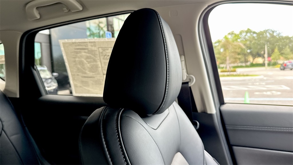 2025 Mazda CX-5 2.5 Select photo 20