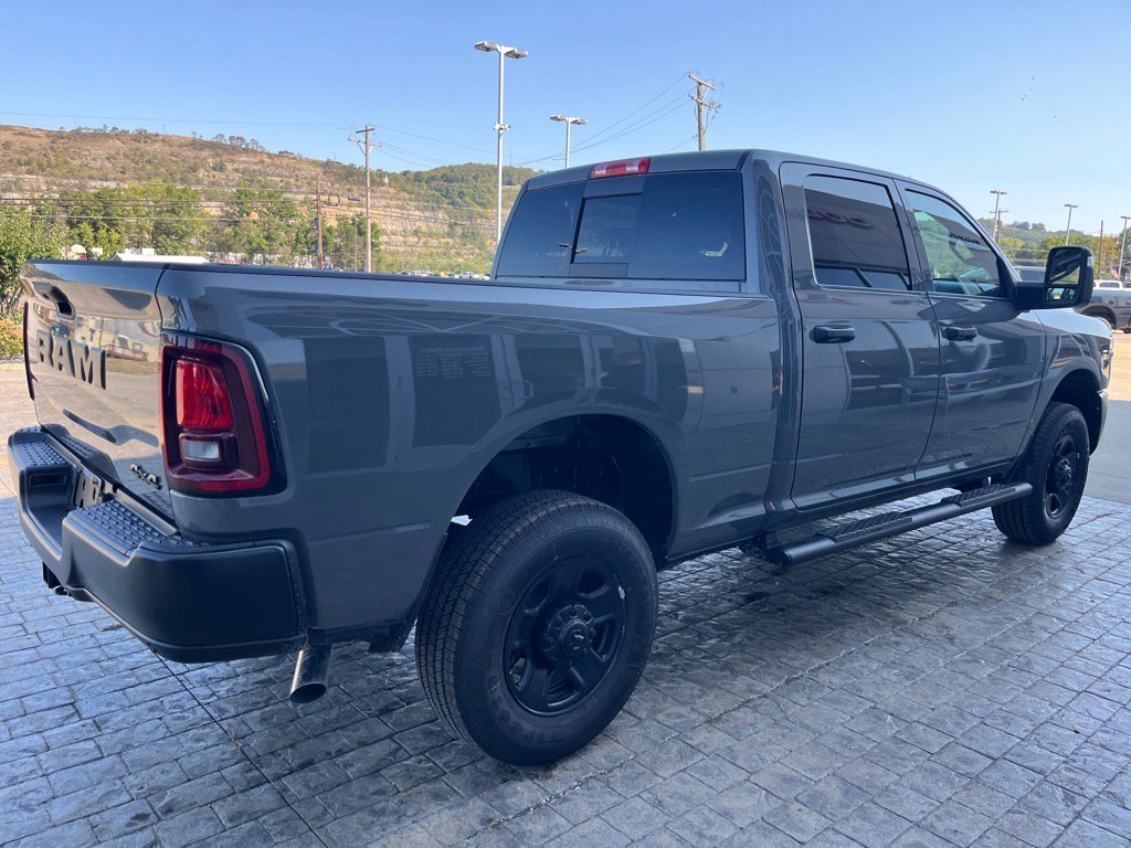 2026 Ram 3500 Tradesman photo 3