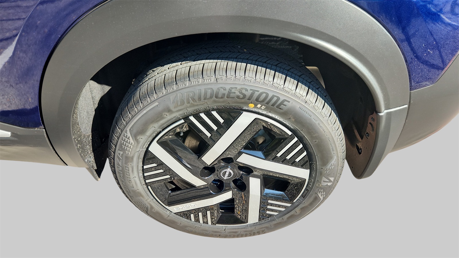 2026 Nissan Kicks SV photo 21