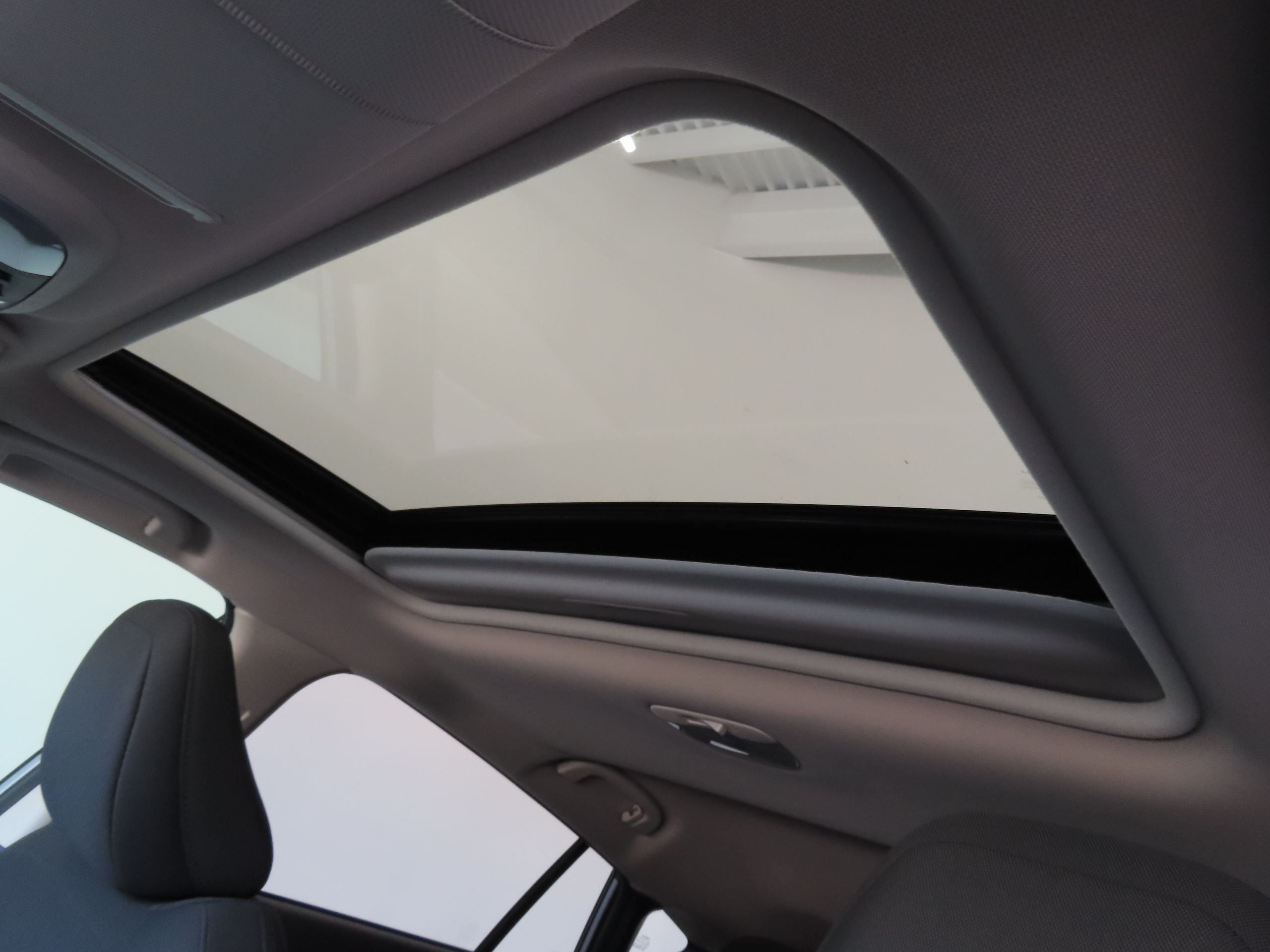 2025 Subaru Crosstrek Premium photo 17