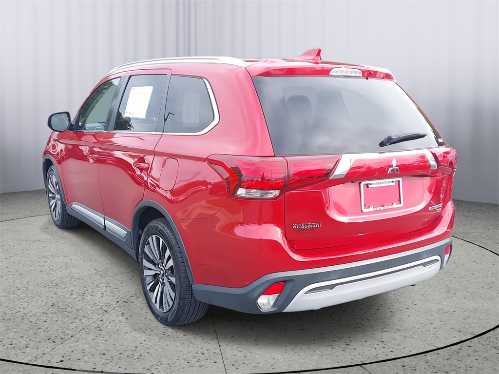 2019 Mitsubishi Outlander SEL photo 3