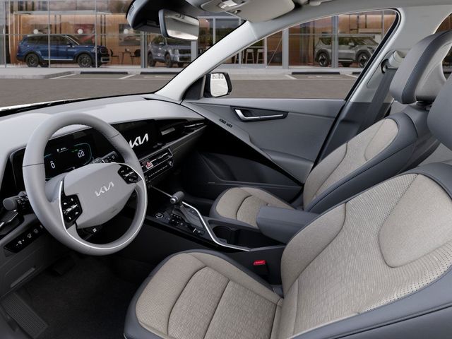 2025 Kia Niro SX photo 17