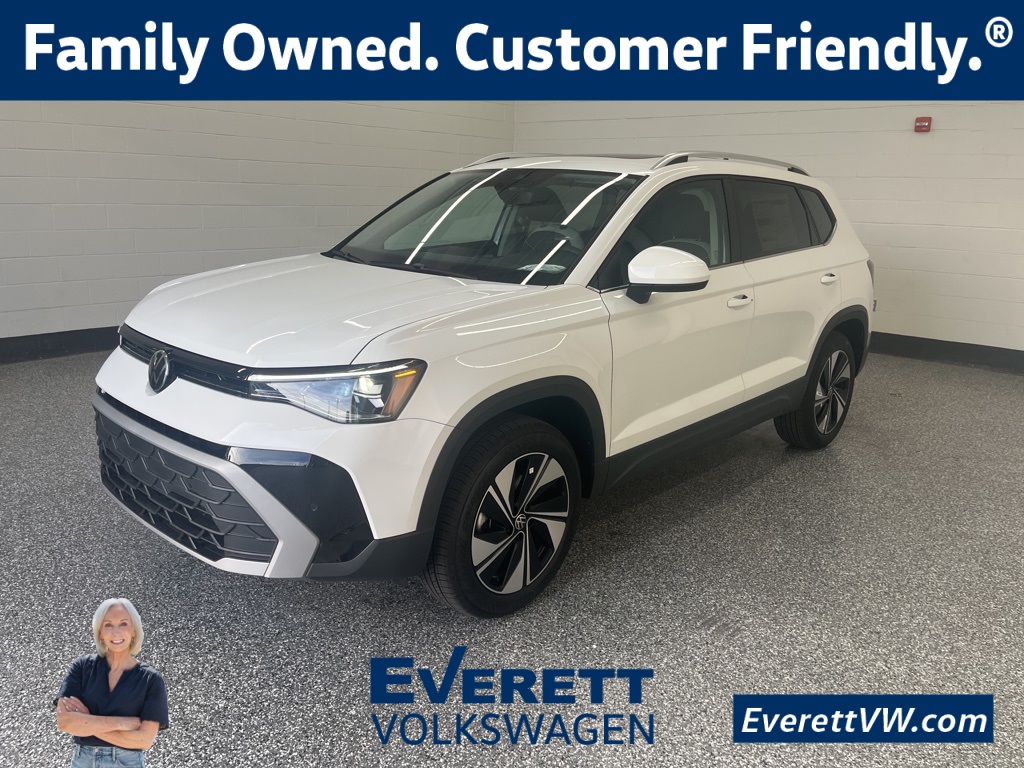 2026 Volkswagen Taos SE's photo